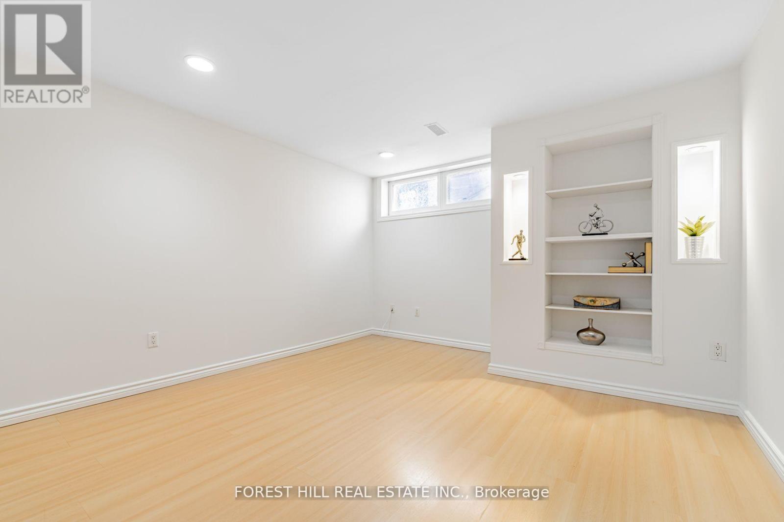 4 Dalmeny Road, Markham (Grandview), Ontario  L3T 1L9 - Photo 14 - N12473928