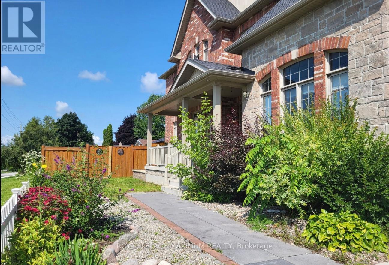 2 PHILSON COURT, Innisfil, Ontario