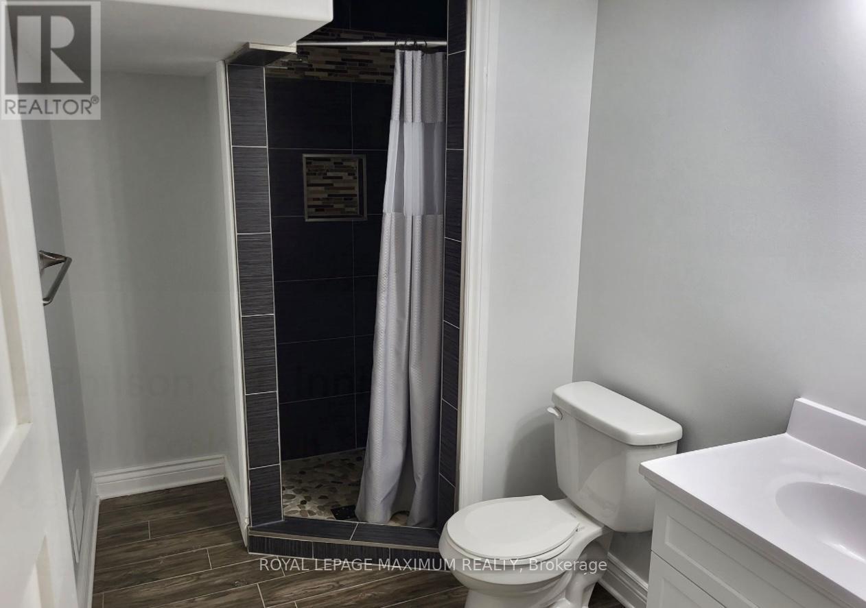 2 Philson Court, Innisfil, Ontario  L0L 1L0 - Photo 15 - N12473961