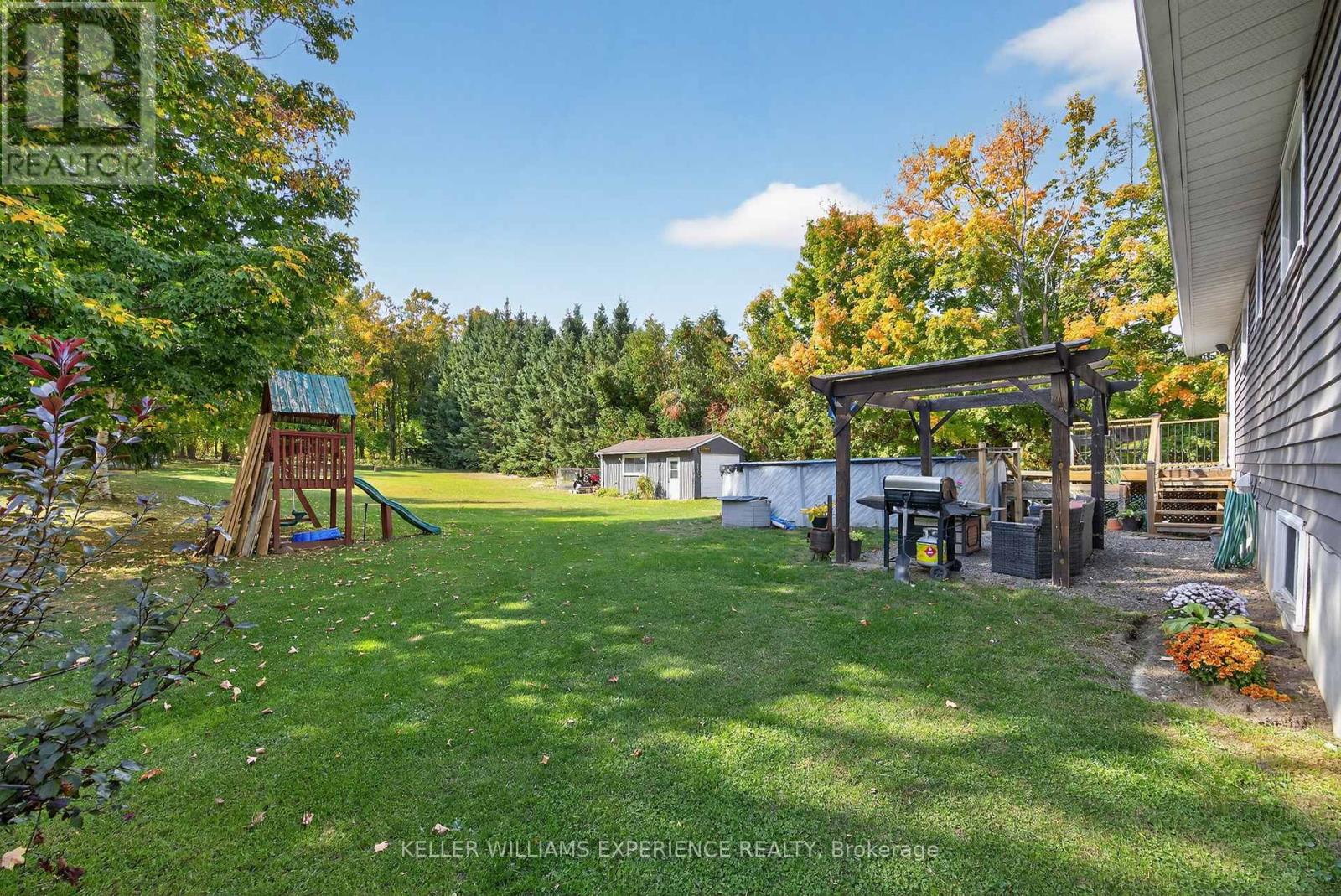 10 Conder Drive, Oro-Medonte, Ontario  L0K 1E0 - Photo 25 - S12473922