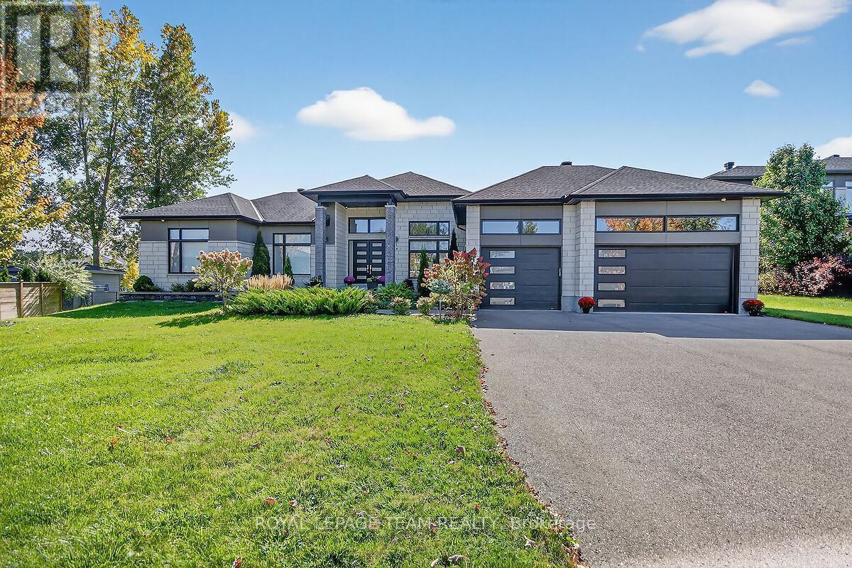 525 Leimerk Court, Ottawa, Ontario  K4M 0B2 - Photo 2 - X12440169