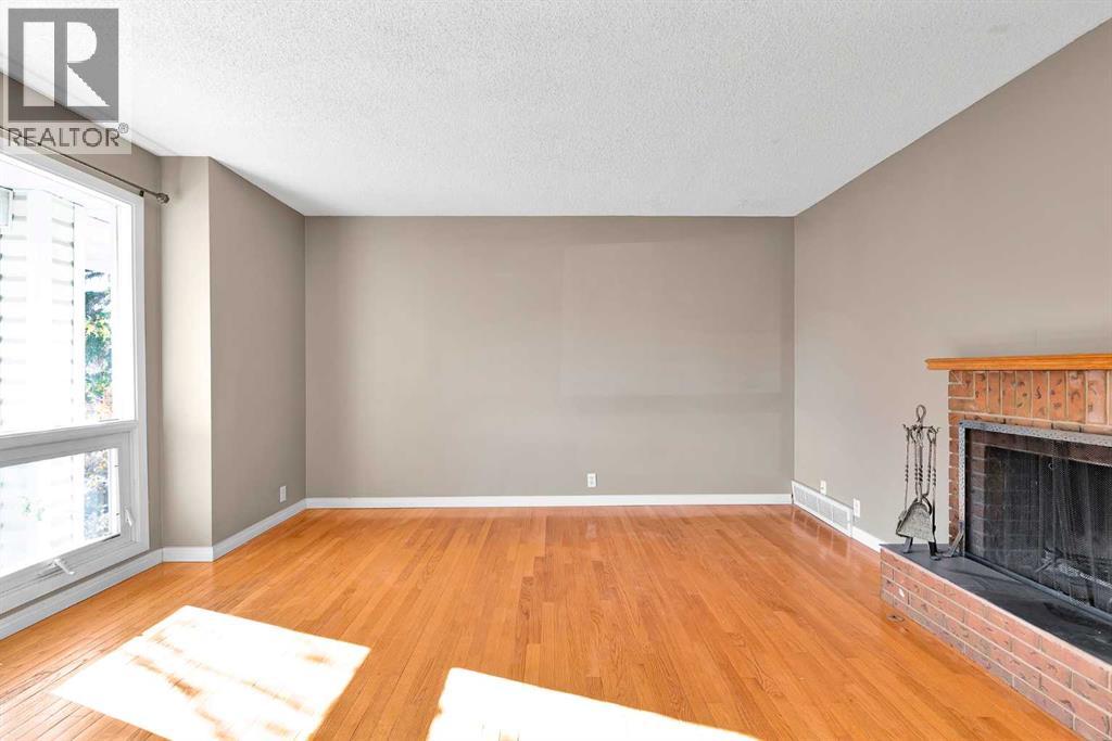 47 Edgedale Road Nw, Calgary, Alberta  T3A 2P6 - Photo 4 - A2265438