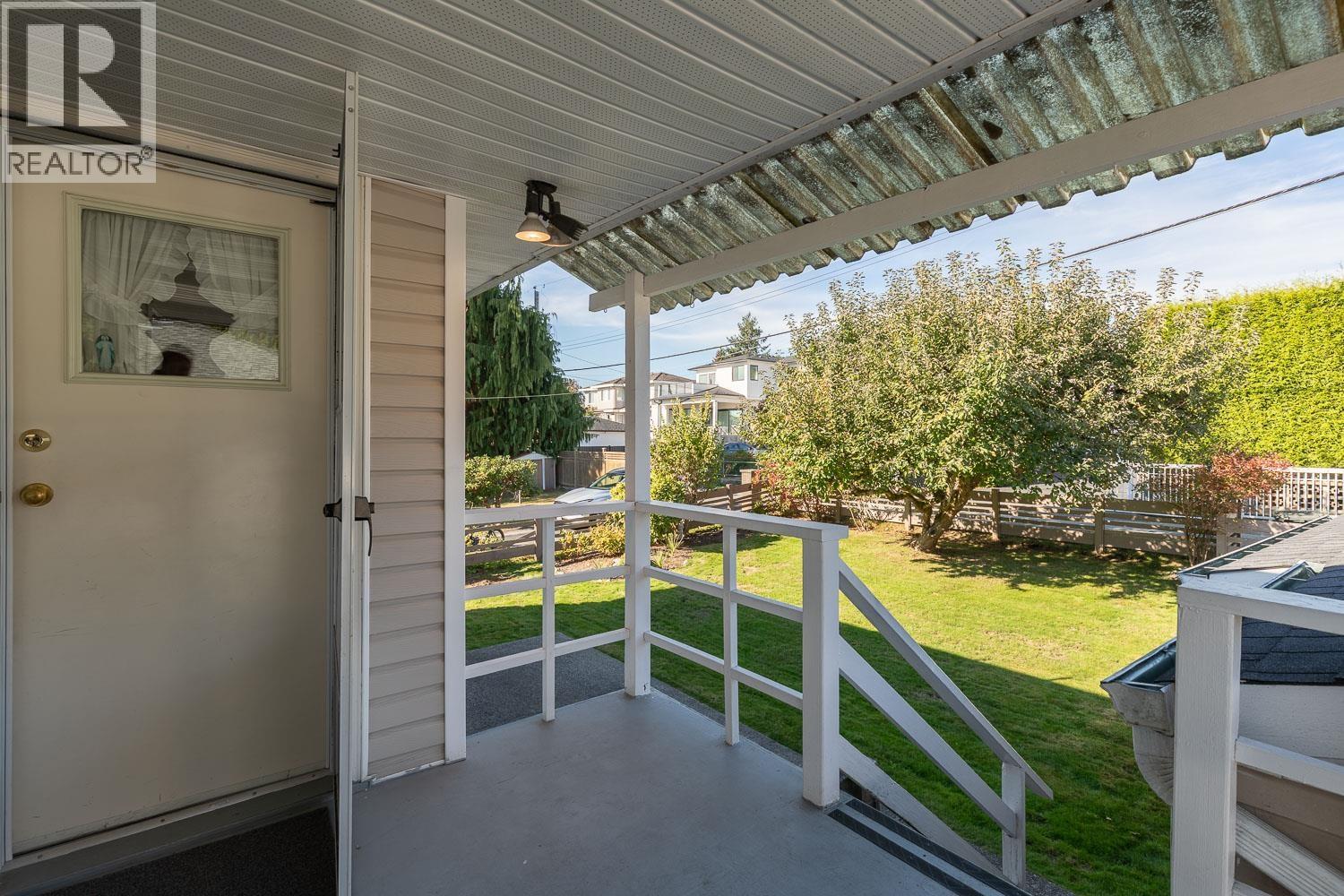 6465 Dawson Street, Burnaby, British Columbia  V5B 2W7 - Photo 9 - R3060150