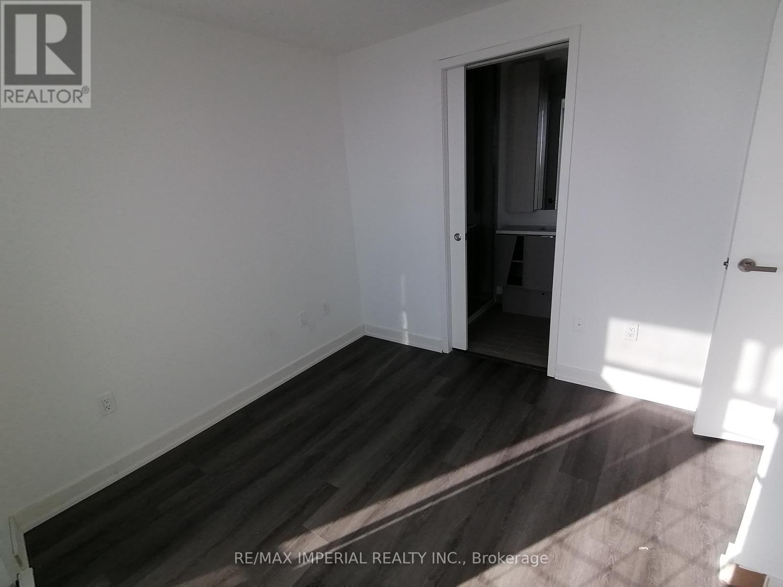 4607 - 3883 Quartz Road, Mississauga, Ontario  L5B 0M4 - Photo 9 - W12473876