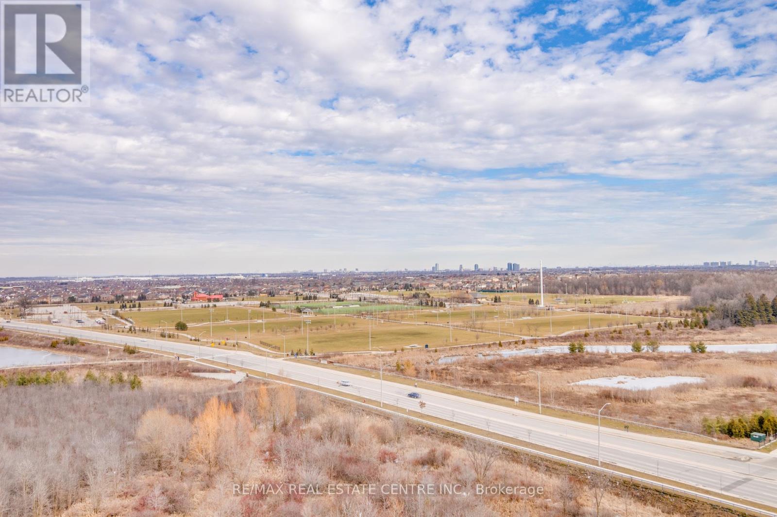 1207 - 225 Veterans Drive, Brampton (Northwest Brampton), Ontario  L7A 0B6 - Photo 32 - W12473889