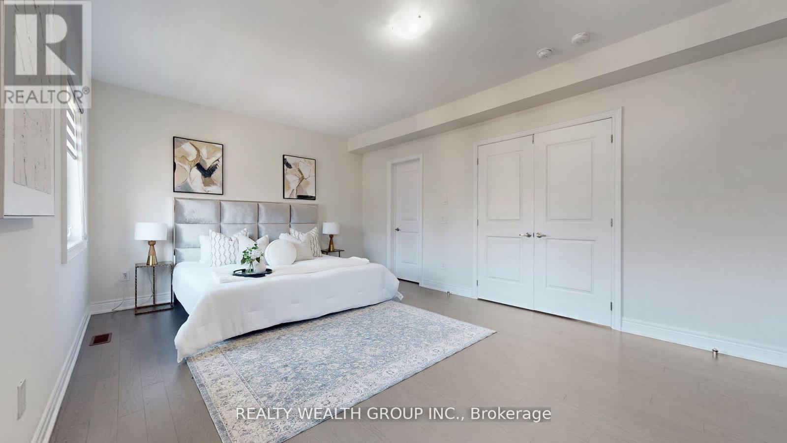 2421 Irene Crescent, Oakville, Ontario  L6H 7C5 - Photo 20 - W12473894
