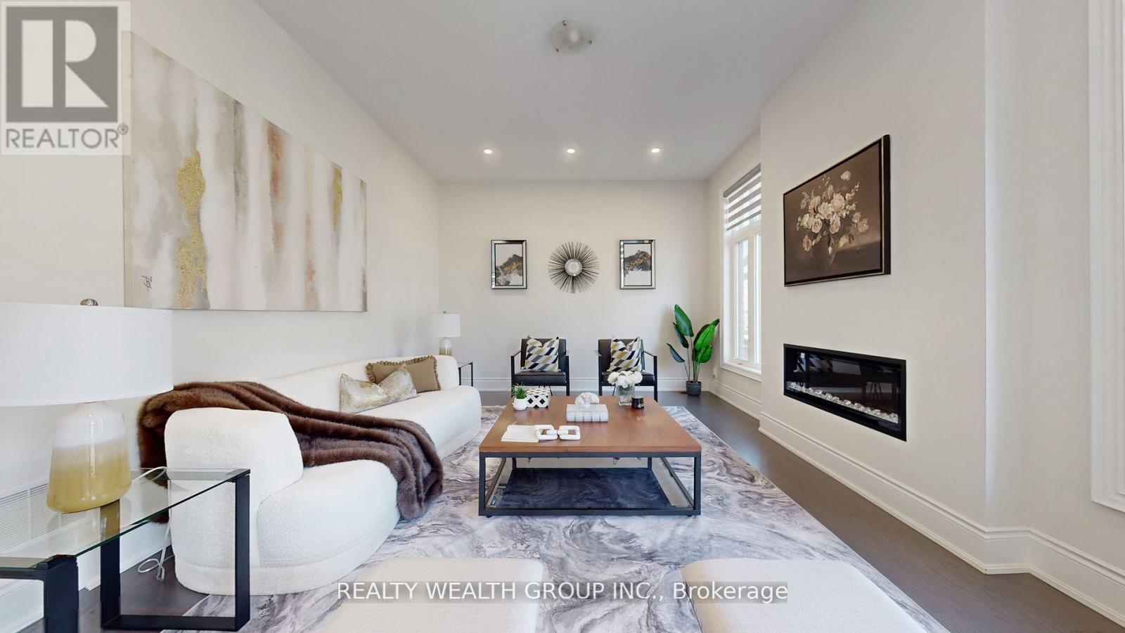 2421 Irene Crescent, Oakville, Ontario  L6H 7C5 - Photo 4 - W12473894