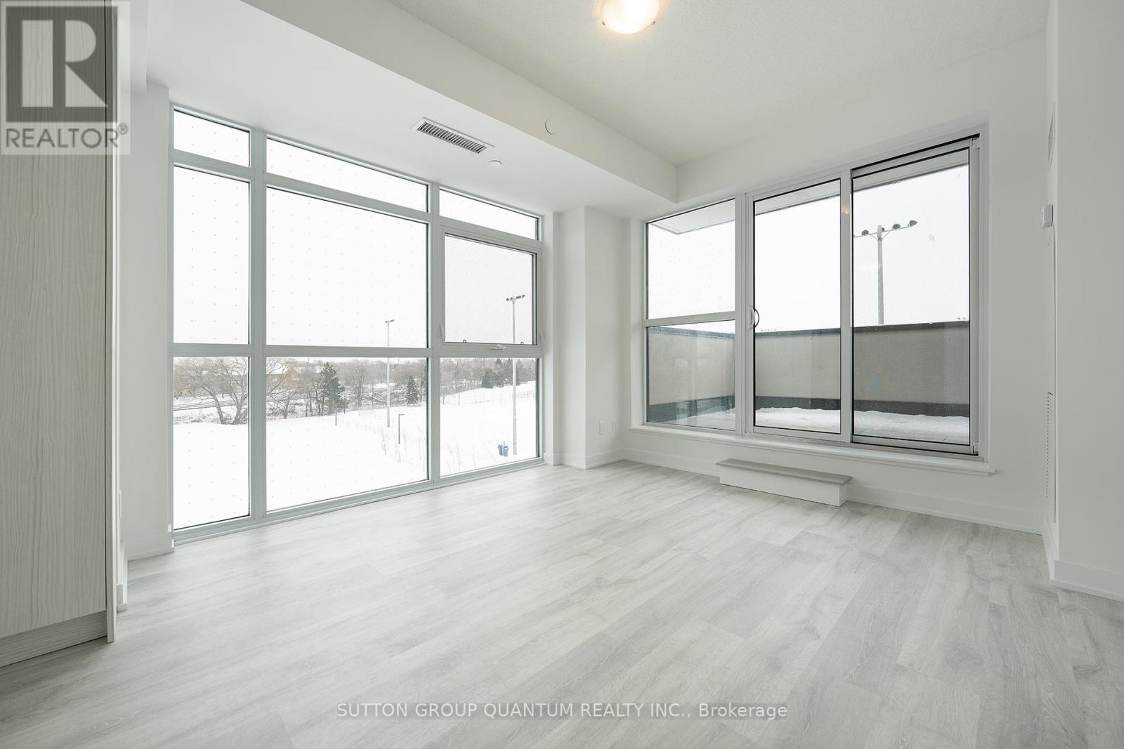 422 - 251 Manitoba Street, Toronto, Ontario  M8Y 0C7 - Photo 6 - W12473903