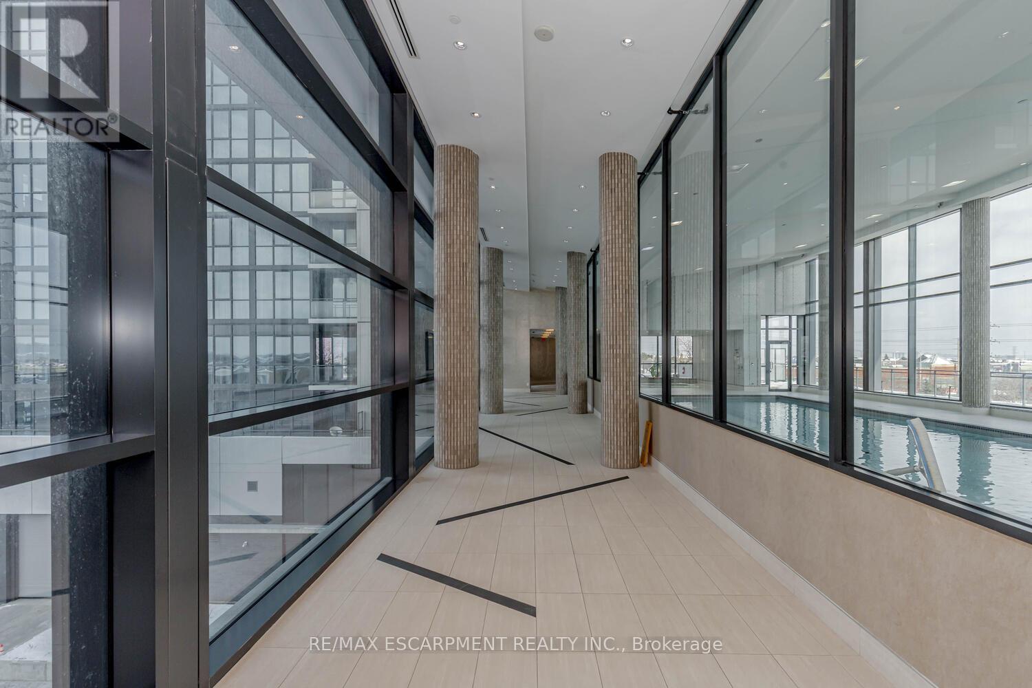 302 - 75 Eglinton Avenue W, Mississauga, Ontario  L5R 0E5 - Photo 26 - W12473953
