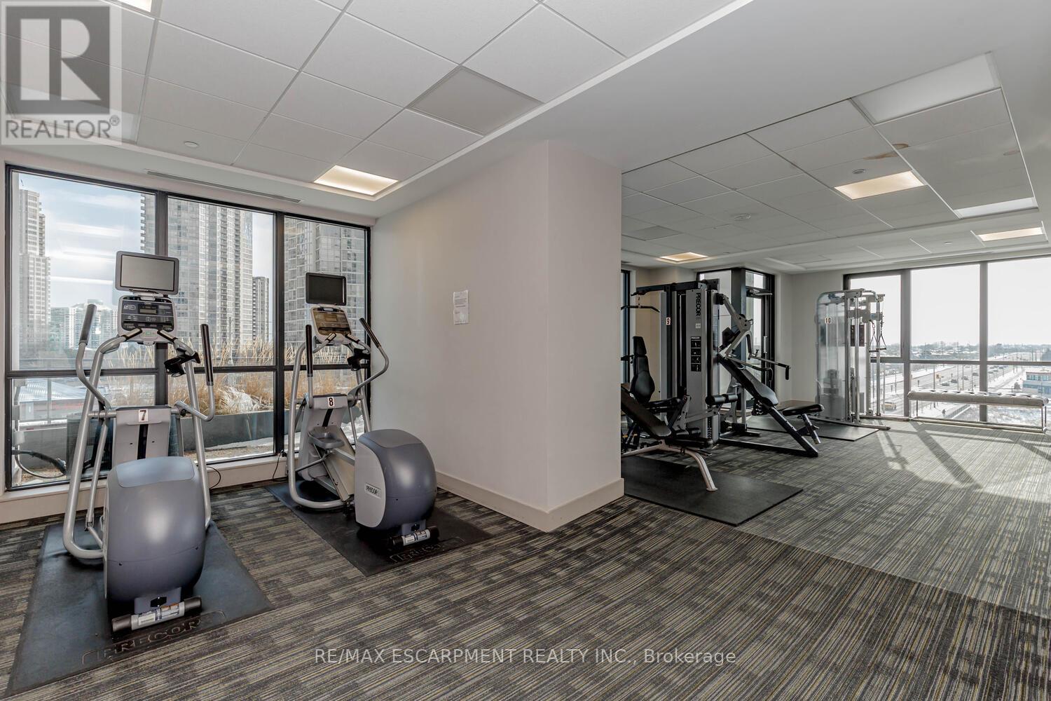 302 - 75 Eglinton Avenue W, Mississauga, Ontario  L5R 0E5 - Photo 28 - W12473953