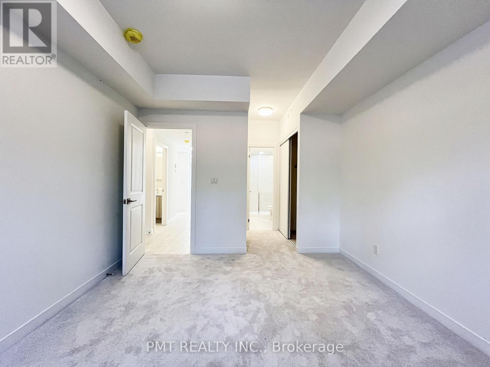 1 - 4045 Hickory Drive, Mississauga, Ontario  L4W 0G6 - Photo 25 - W12473955