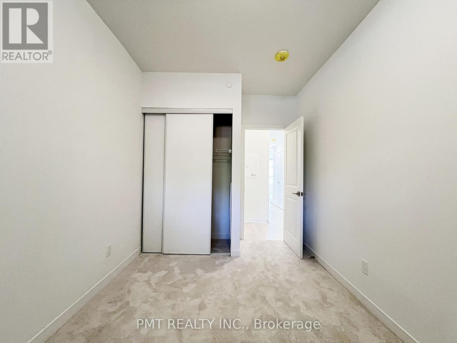 1 - 4045 Hickory Drive, Mississauga, Ontario  L4W 0G6 - Photo 32 - W12473955