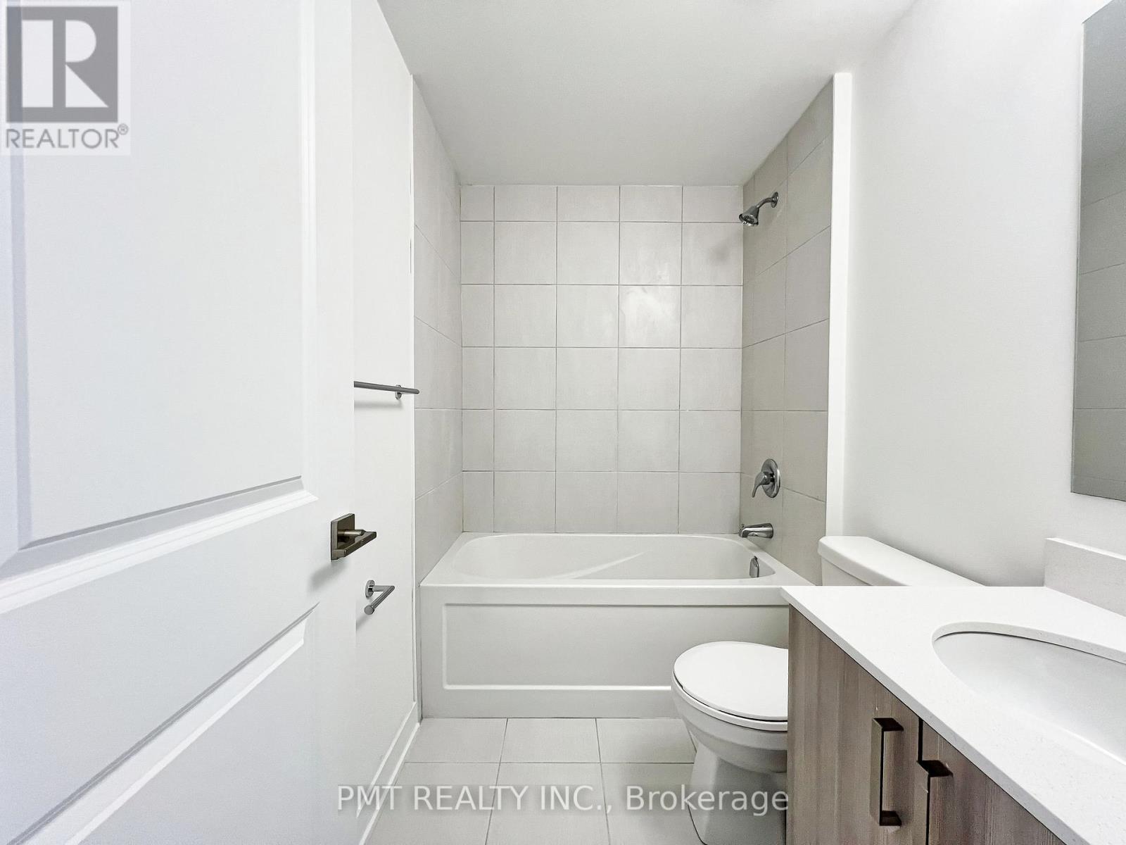 1 - 4045 Hickory Drive, Mississauga, Ontario  L4W 0G6 - Photo 38 - W12473955