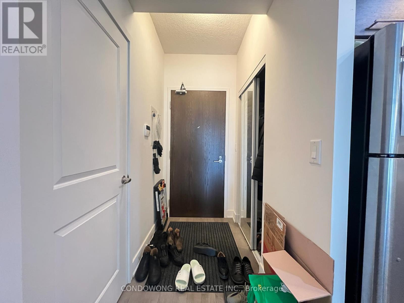 610 - 26 Norton Avenue, Toronto, Ontario  M2N 0H6 - Photo 2 - C12473971