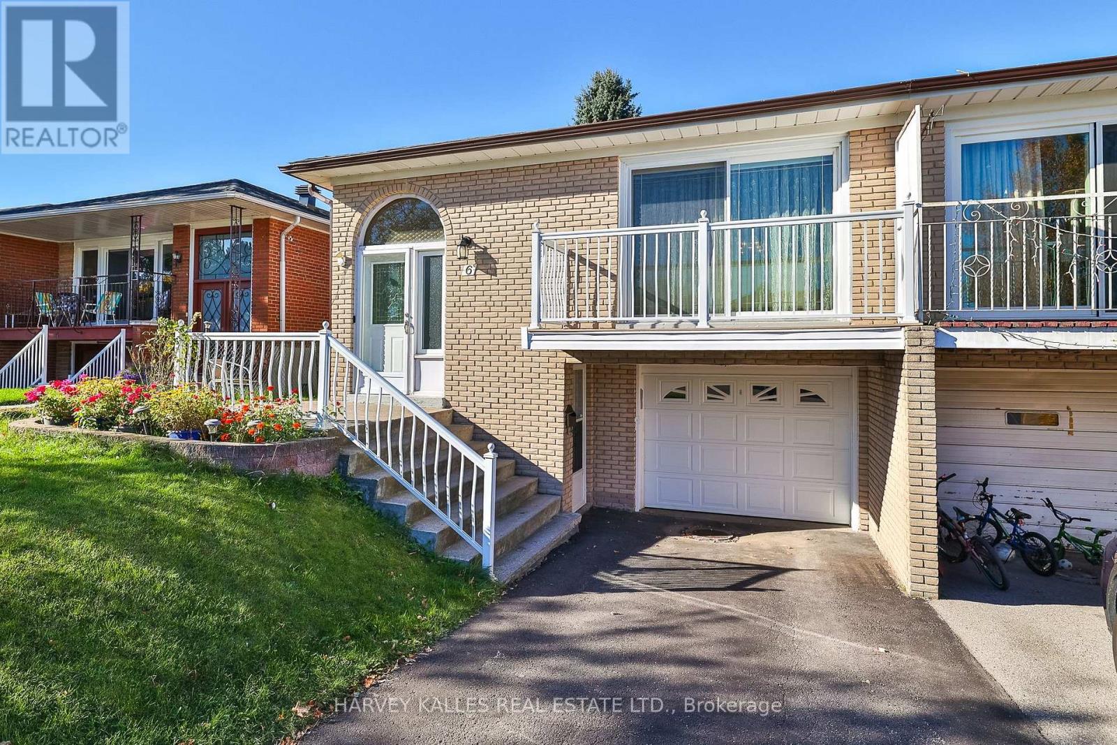6 Lucifer Drive, Toronto (Pleasant View), Ontario  M2J 4E7 - Photo 1 - C12473975