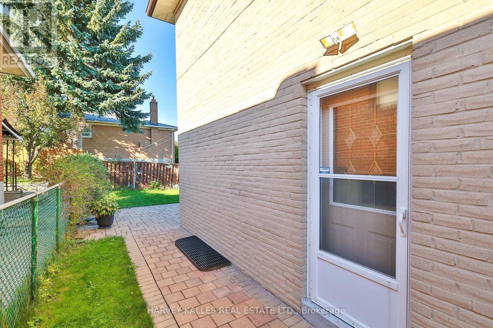 6 Lucifer Drive, Toronto (Pleasant View), Ontario  M2J 4E7 - Photo 44 - C12473975