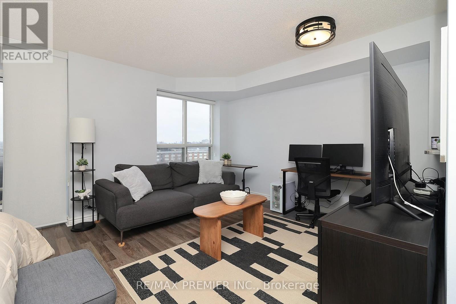 721 - 650 Lawrence Avenue, Toronto (Englemount-Lawrence), Ontario  M6A 3E8 - Photo 12 - C12473993
