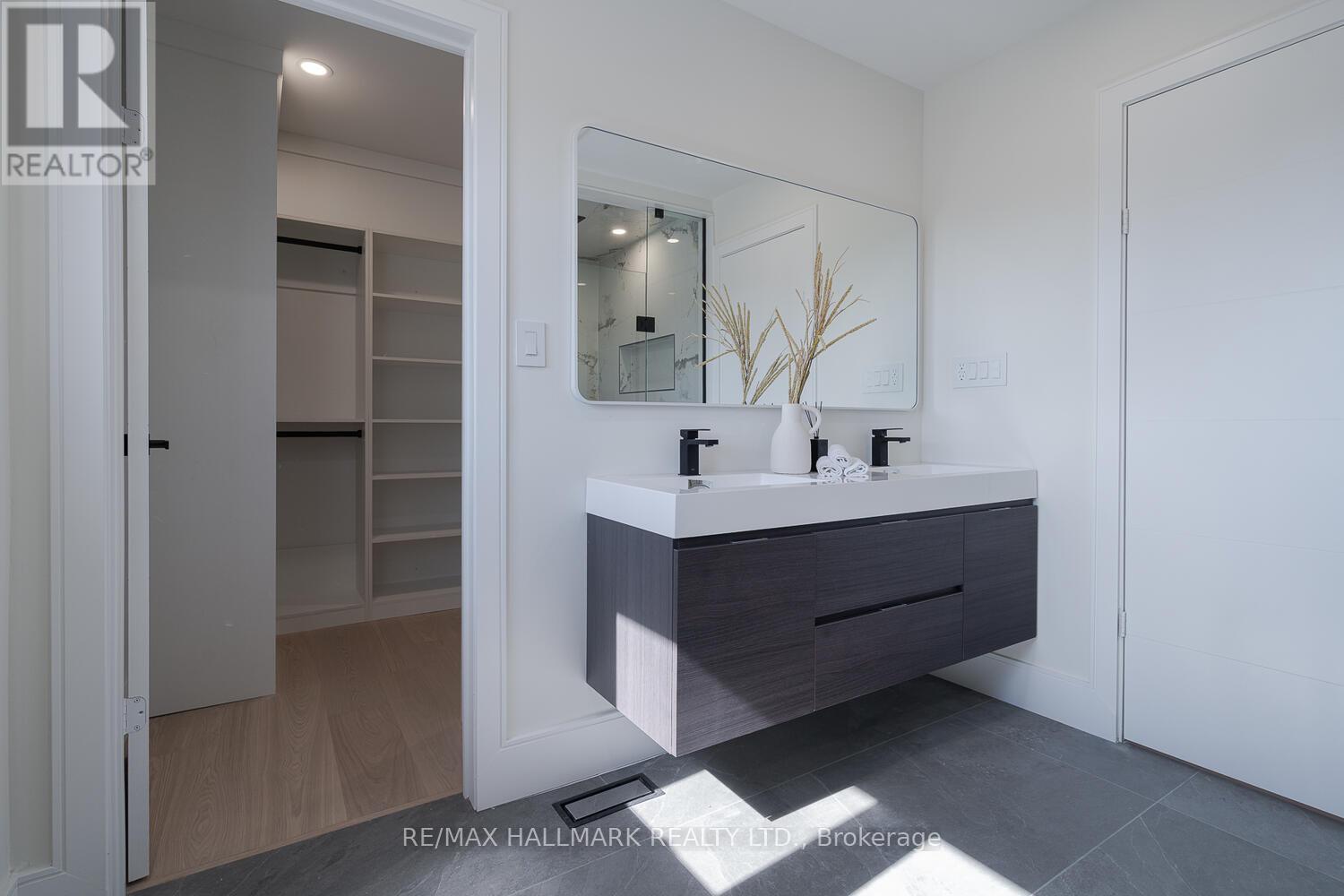 116 Kennard Avenue, Toronto (Bathurst Manor), Ontario  M3H 4M4 - Photo 32 - C12474001