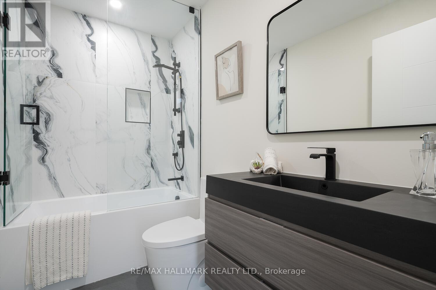 116 Kennard Avenue, Toronto (Bathurst Manor), Ontario  M3H 4M4 - Photo 36 - C12474001