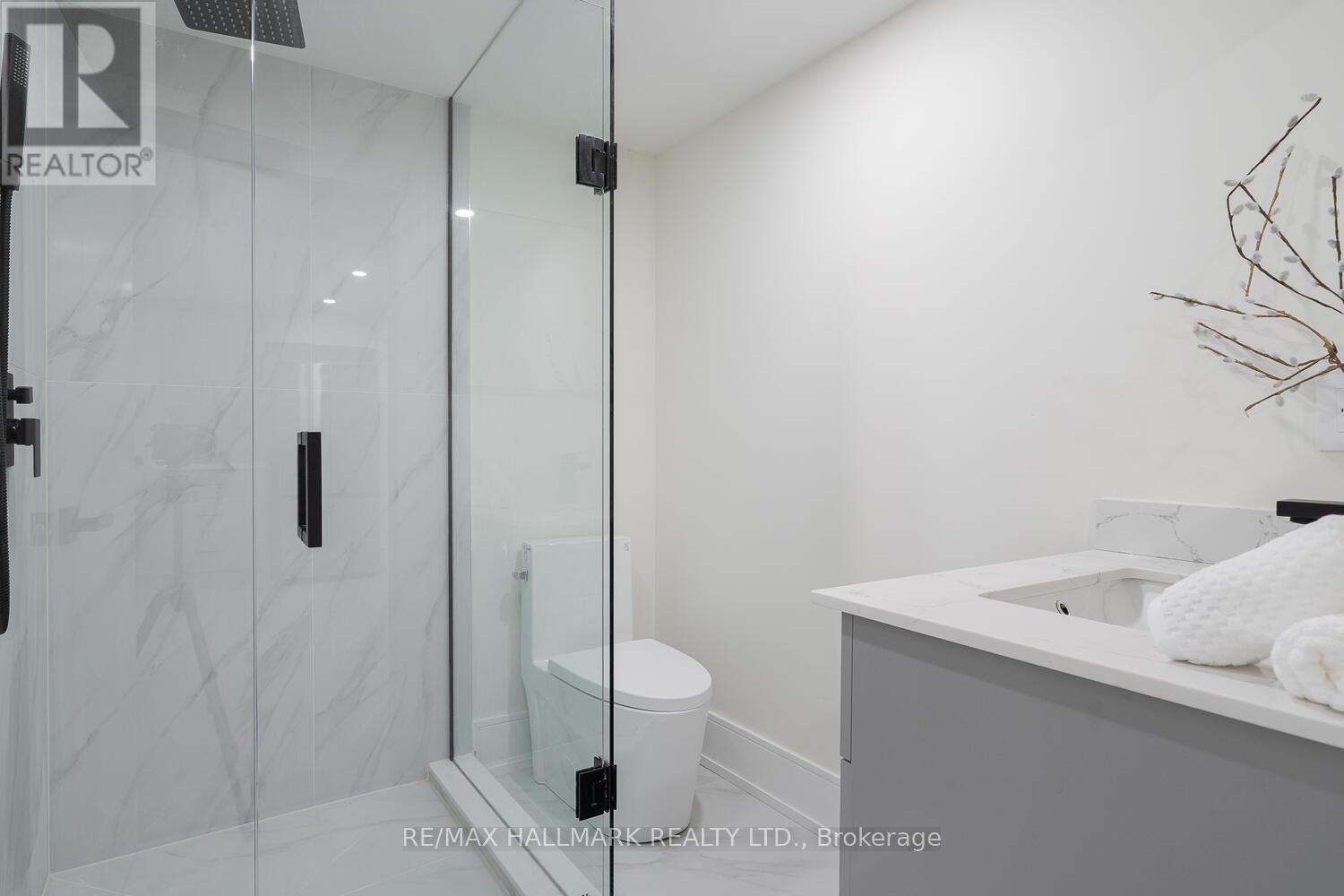 116 Kennard Avenue, Toronto (Bathurst Manor), Ontario  M3H 4M4 - Photo 42 - C12474001