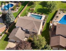 229 IRWIN AVENUE, Essex, Ontario