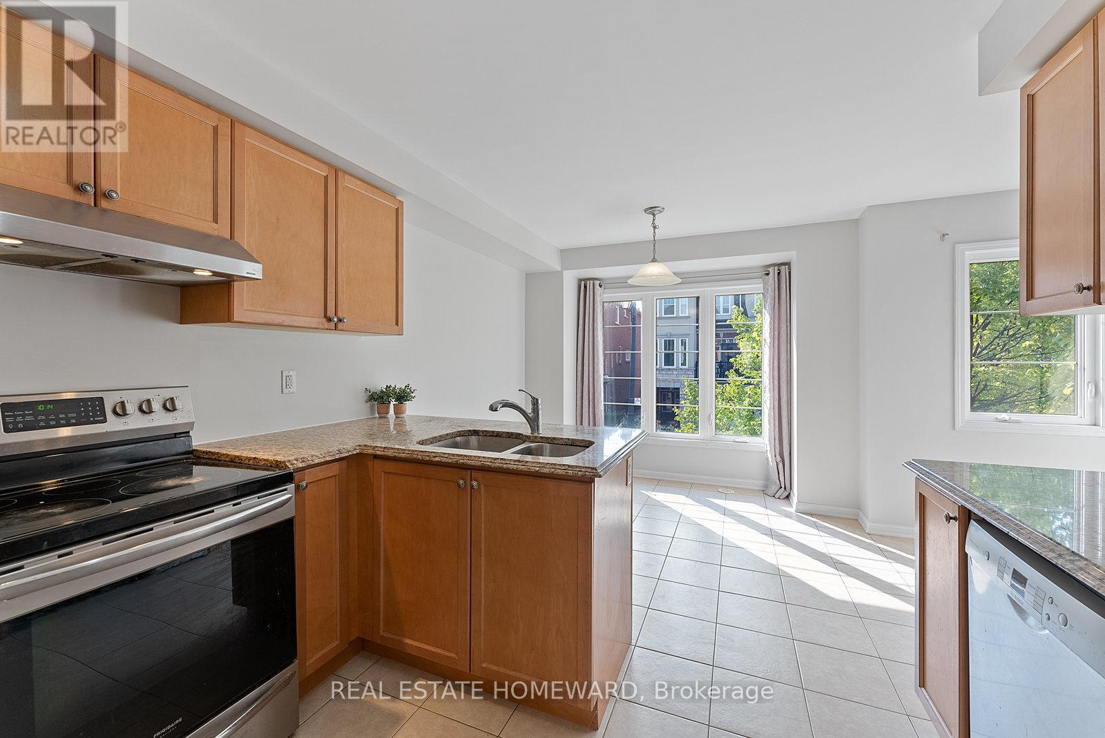 36 Ferguson Street, Toronto, Ontario  M1L 0C2 - Photo 4 - E12473995