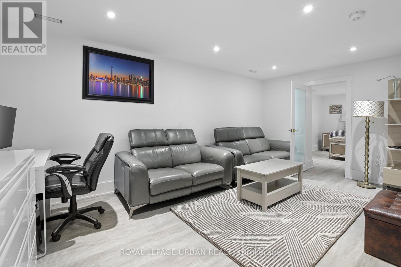 182 Parkview Hill Crescent, Toronto, Ontario  M4B 1R8 - Photo 34 - E12474028