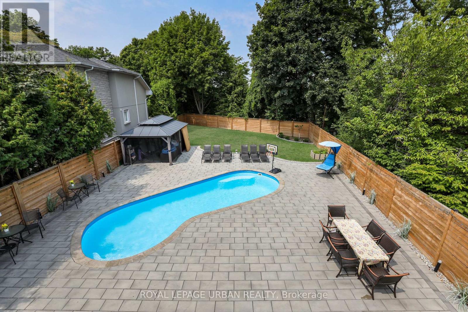 182 Parkview Hill Crescent, Toronto, Ontario  M4B 1R8 - Photo 43 - E12474028