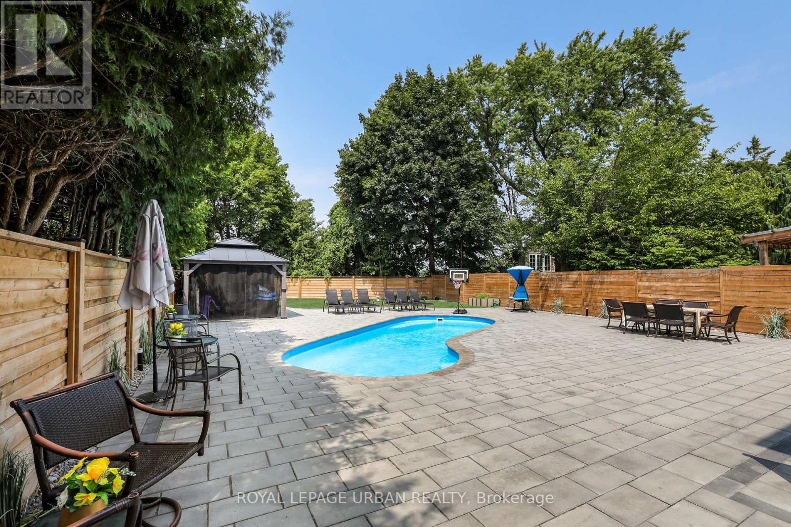 182 Parkview Hill Crescent, Toronto, Ontario  M4B 1R8 - Photo 44 - E12474028