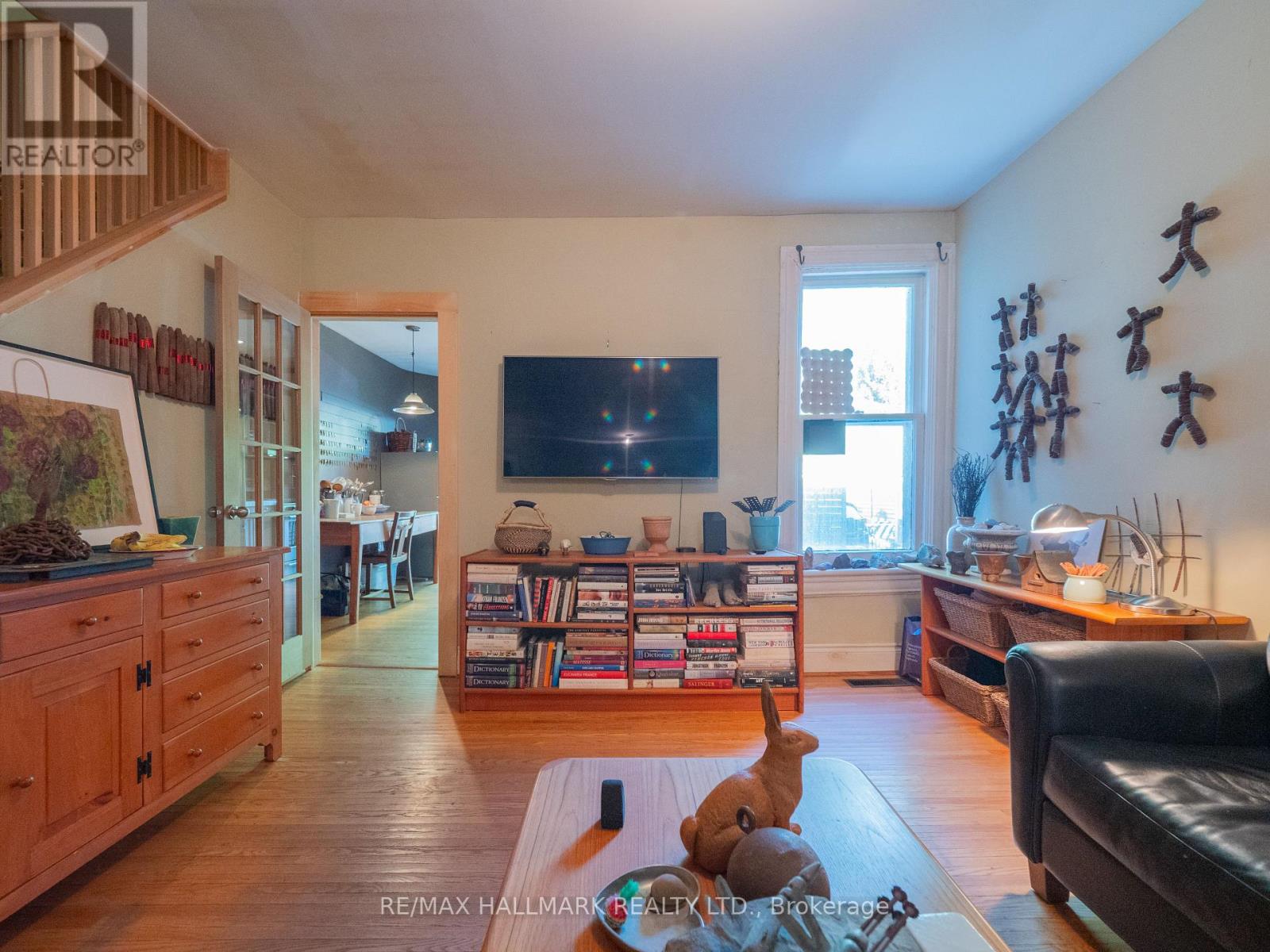 116 Victor Avenue, Toronto, Ontario  M4K 1A8 - Photo 13 - E12474035