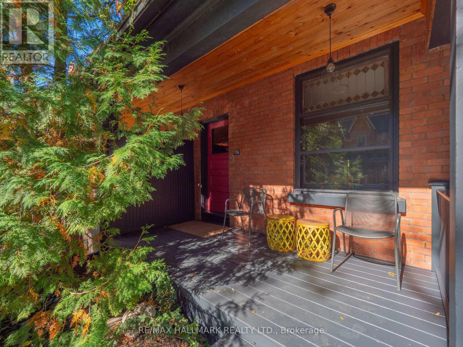 116 Victor Avenue, Toronto, Ontario  M4K 1A8 - Photo 3 - E12474035