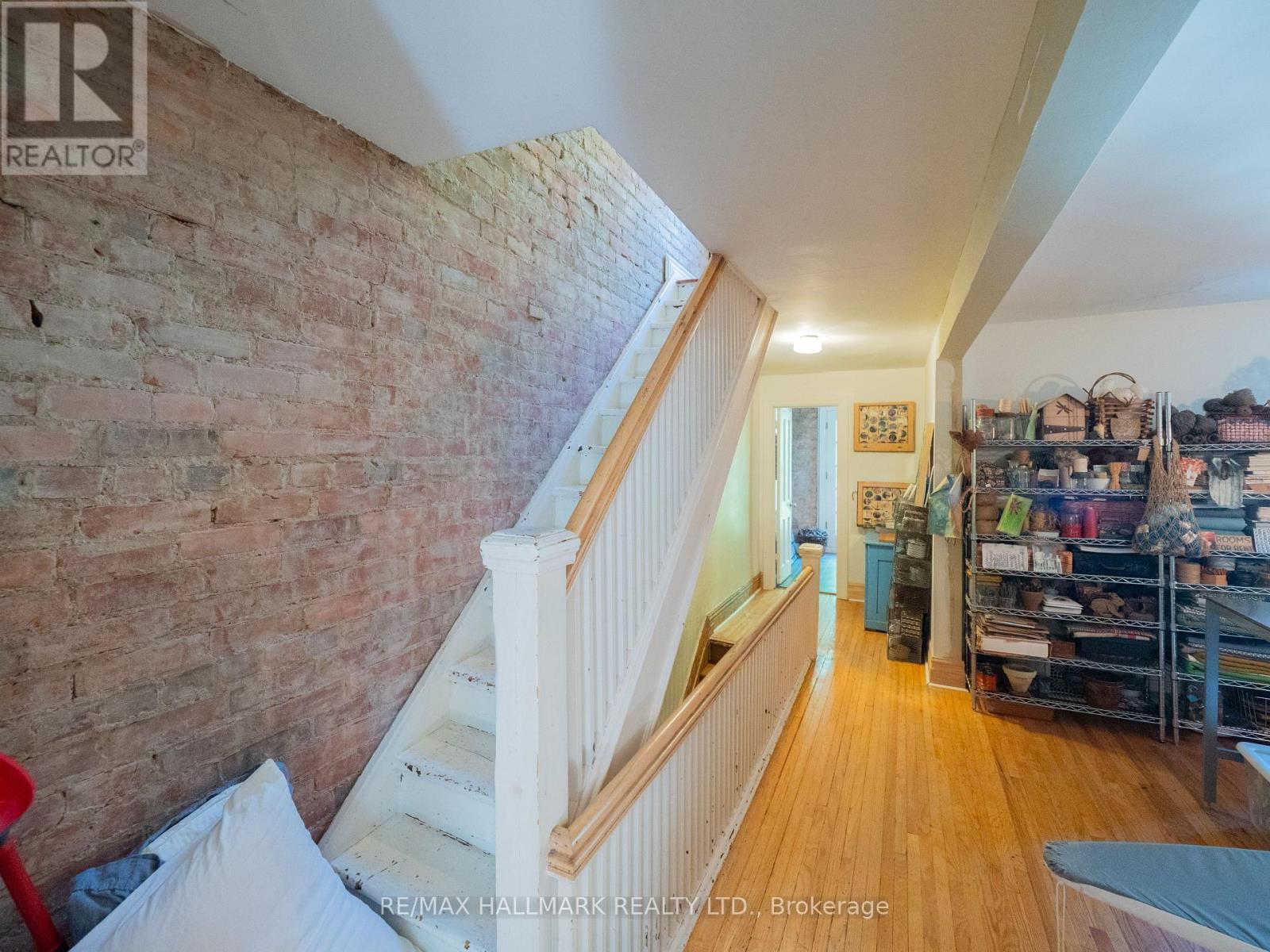 116 Victor Avenue, Toronto, Ontario  M4K 1A8 - Photo 32 - E12474035