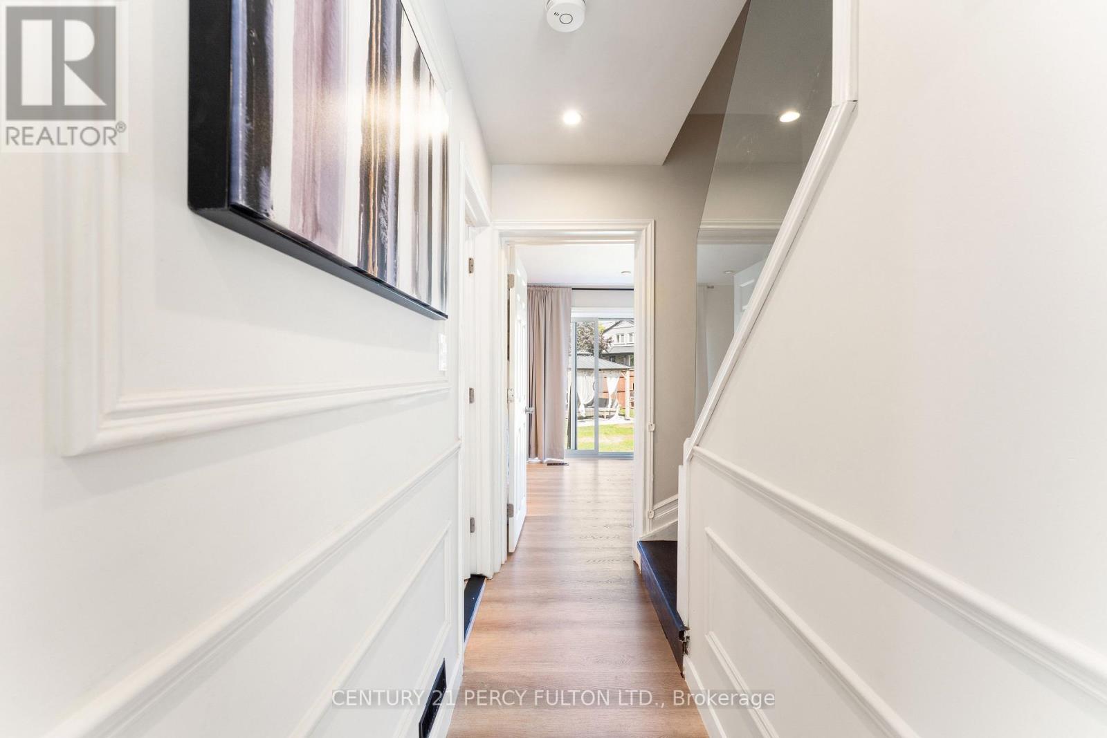 34 Topham Road, Toronto, Ontario  M4B 3K2 - Photo 14 - E12474070