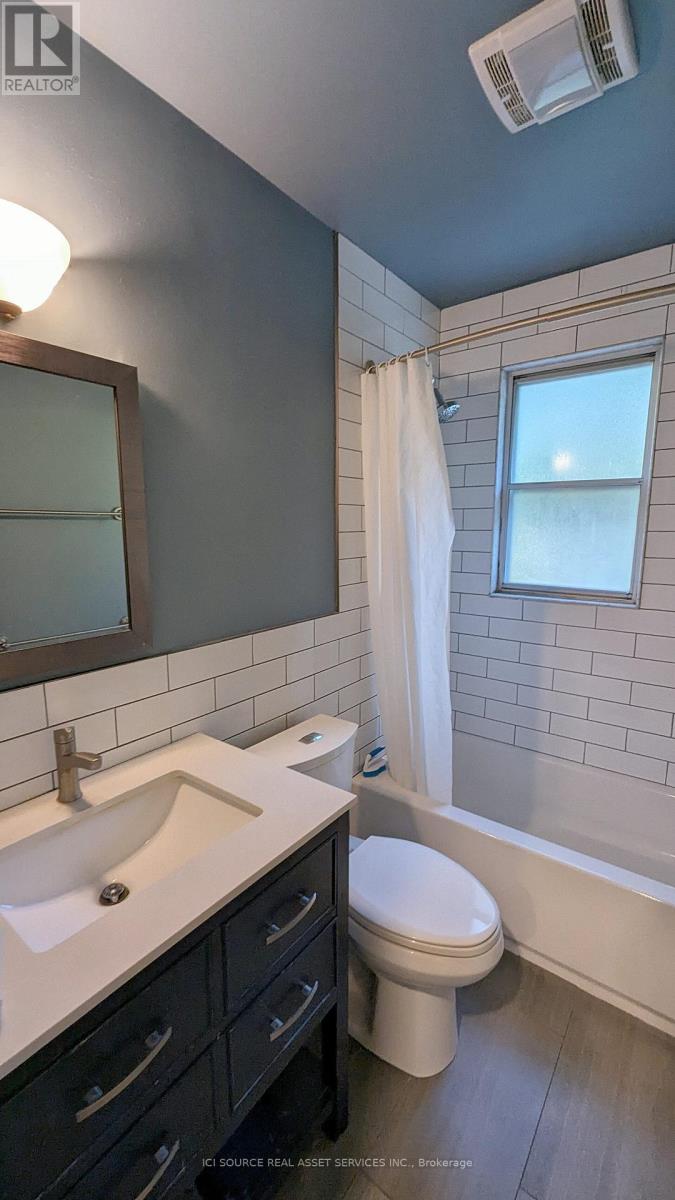 Main Floor - 43 Tansley Avenue, Toronto, Ontario  M1J 1P2 - Photo 9 - E12474097