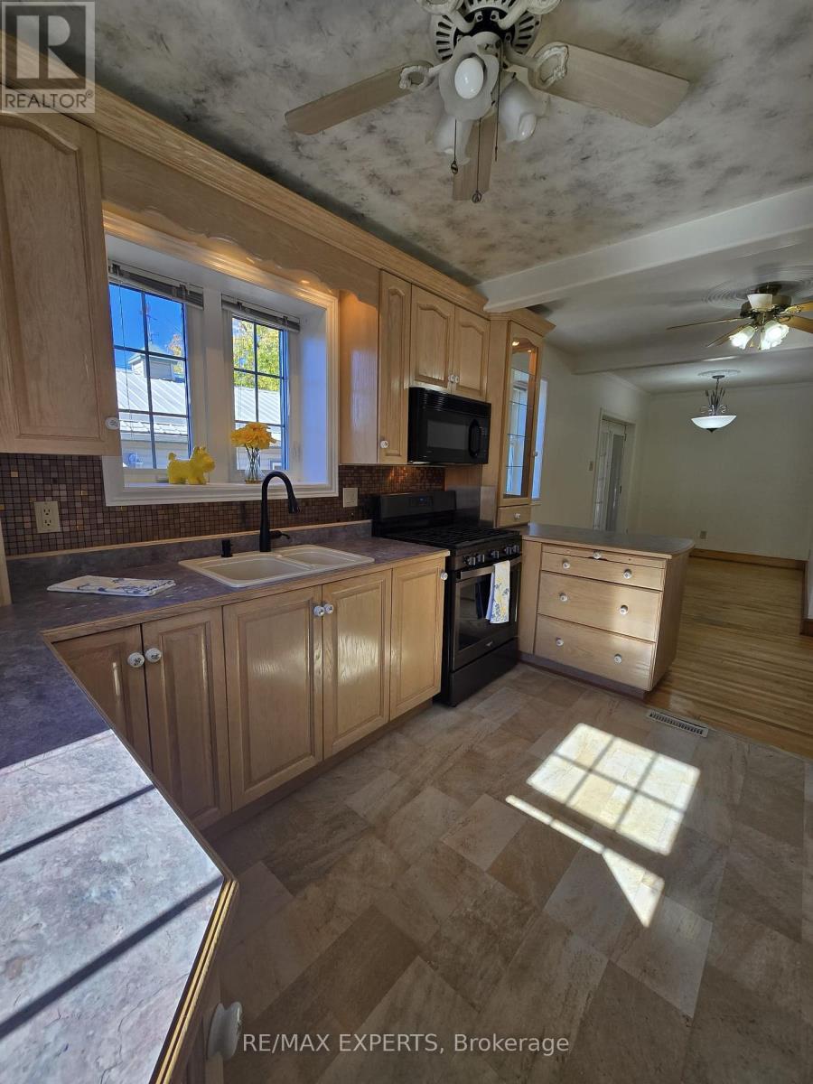 705 Prete Street, Greater Sudbury, Ontario  P3E 3X4 - Photo 9 - X12473938
