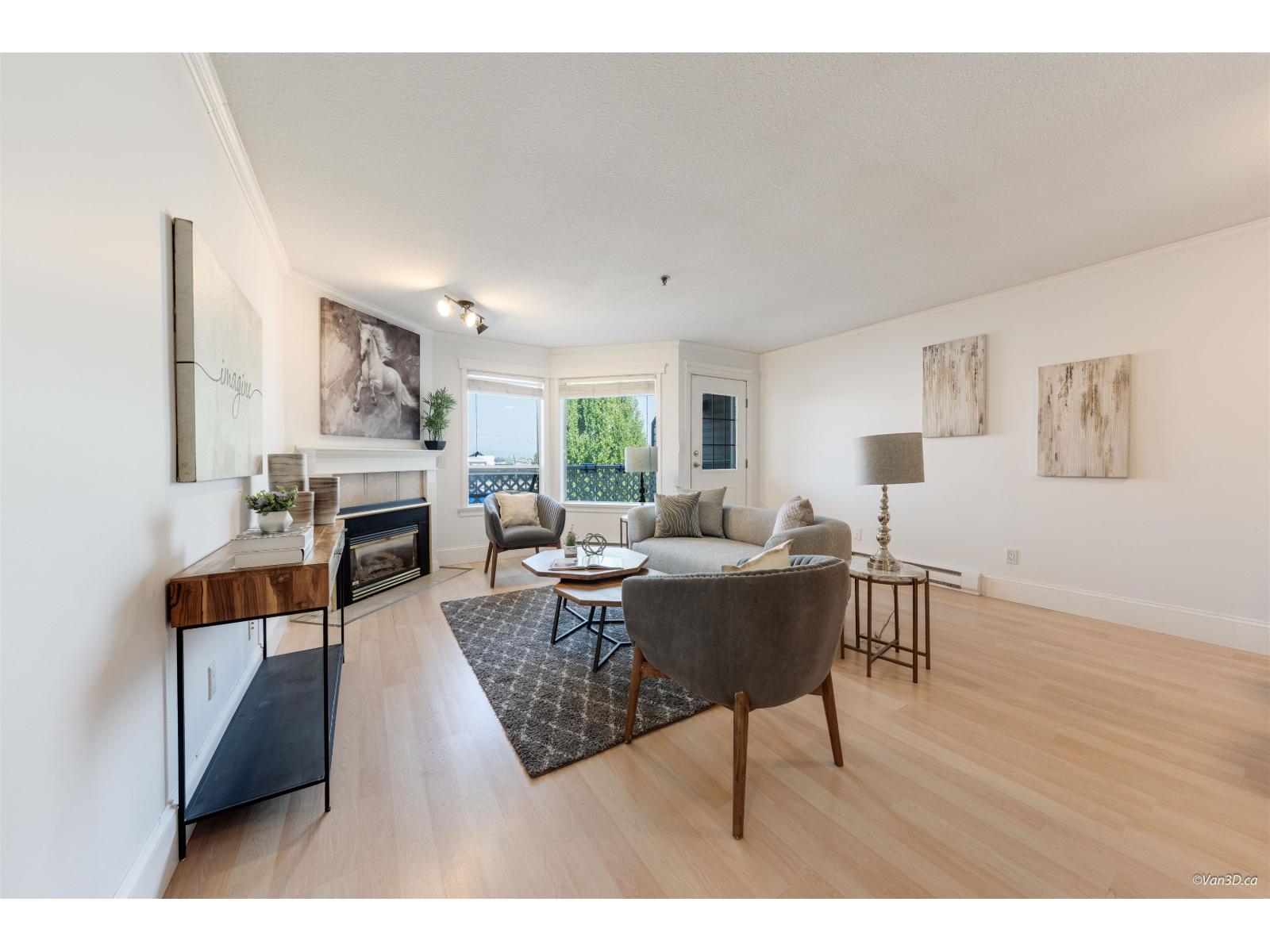 305 5710 201 Street, Langley, British Columbia V3A 8A8 - Photo 2 - R3060380