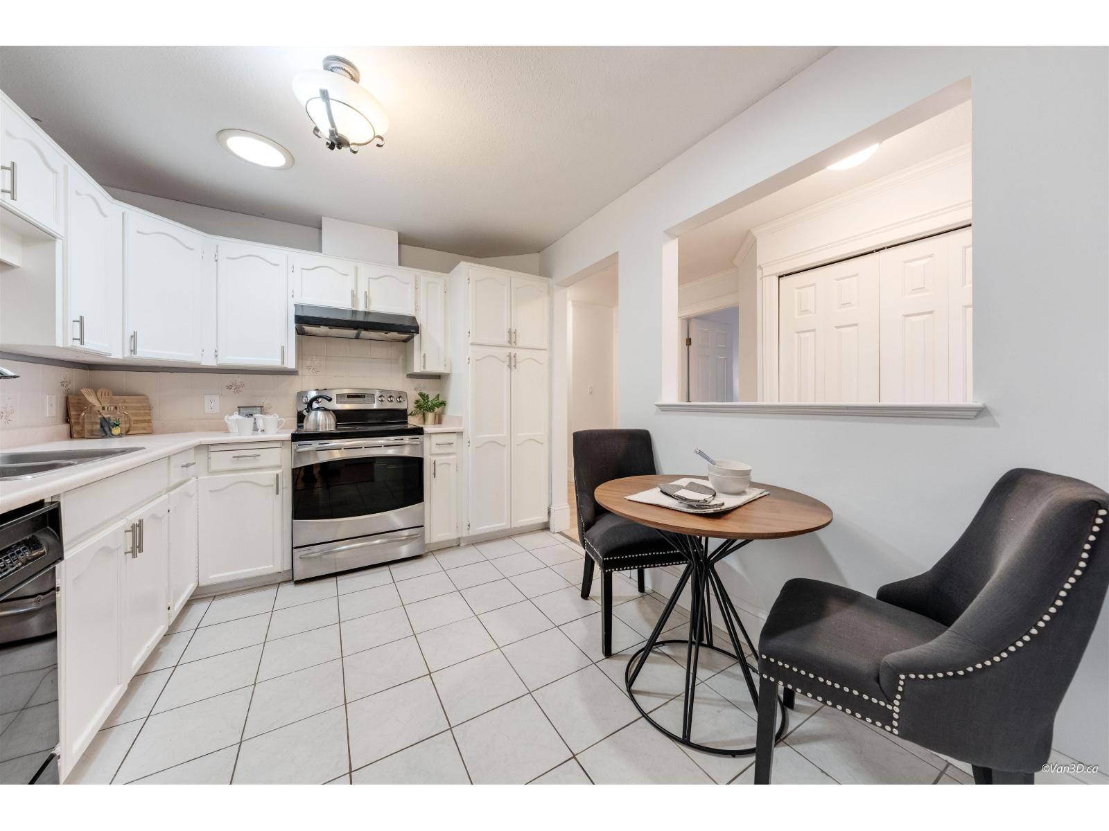 305 5710 201 Street, Langley, British Columbia V3A 8A8 - Photo 6 - R3060380