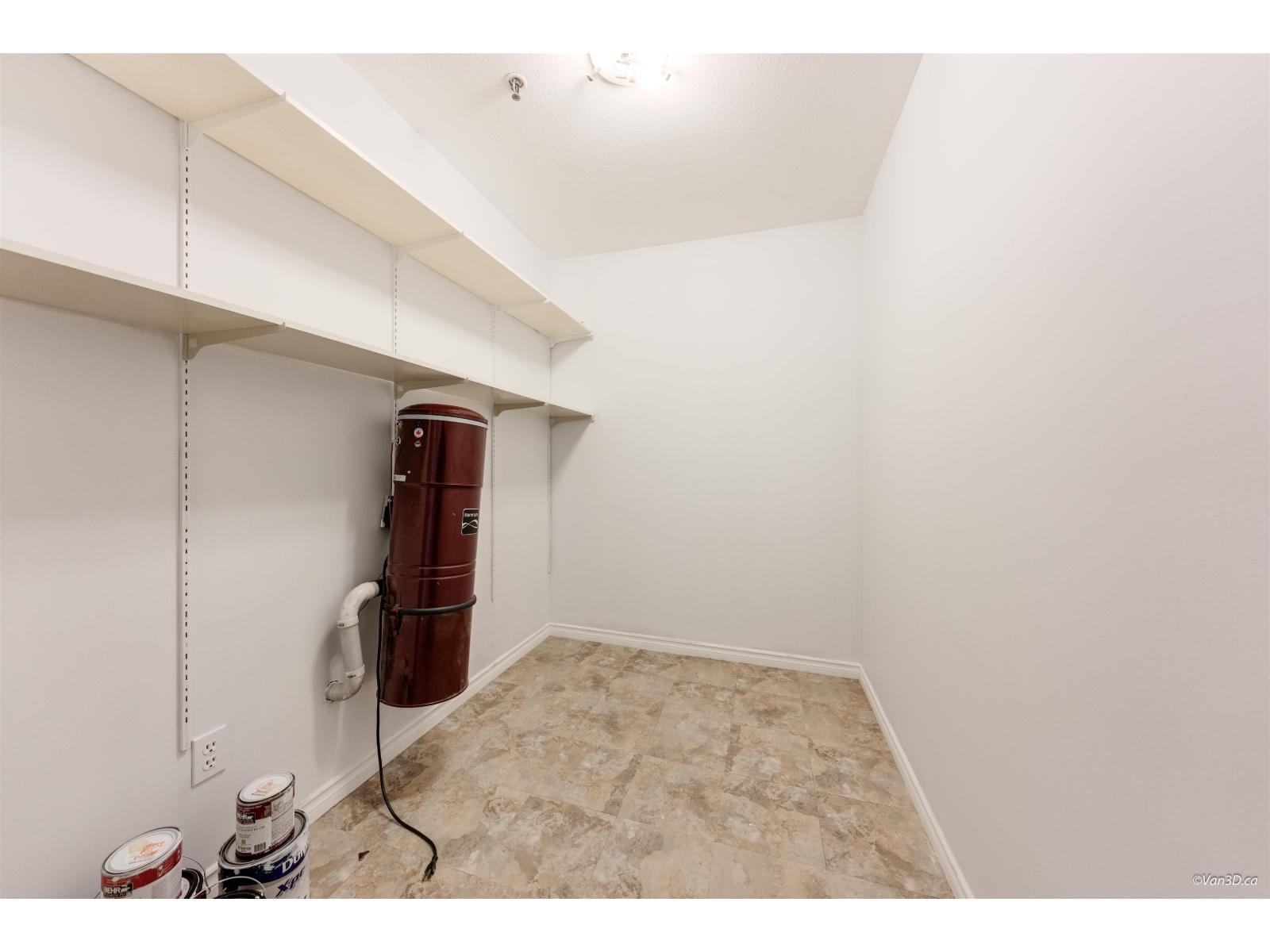 305 5710 201 Street, Langley, British Columbia V3A 8A8 - Photo 9 - R3060380