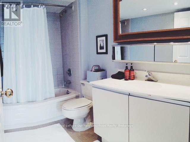 Ph13 - 701 King Street W, Toronto, Ontario  M5V 2W7 - Photo 17 - C12434983