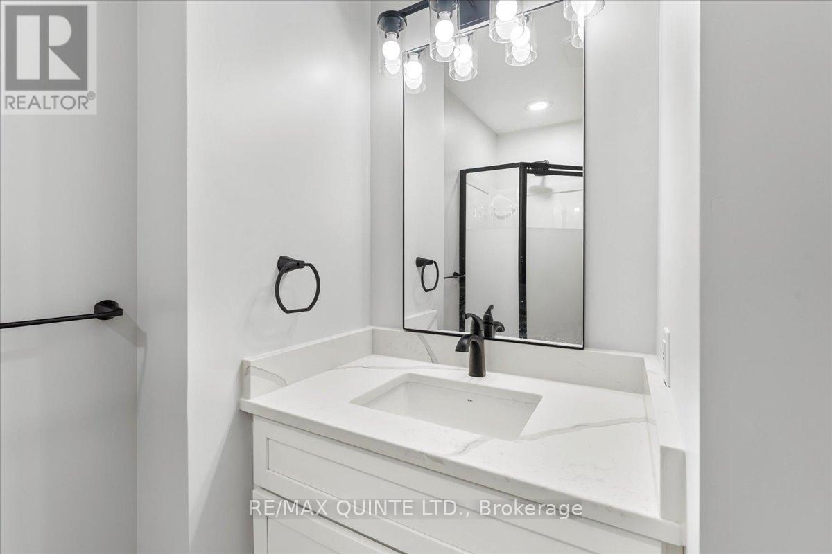 321 - 8 Talbot Street, Prince Edward County, Ontario K0K 2T0 - Photo 19 - X12473983