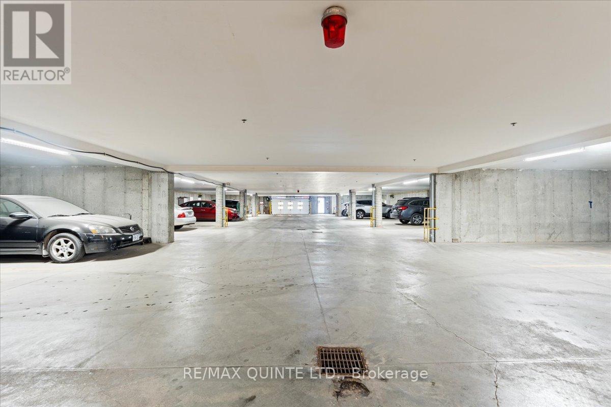 321 - 8 Talbot Street, Prince Edward County, Ontario K0K 2T0 - Photo 40 - X12473983