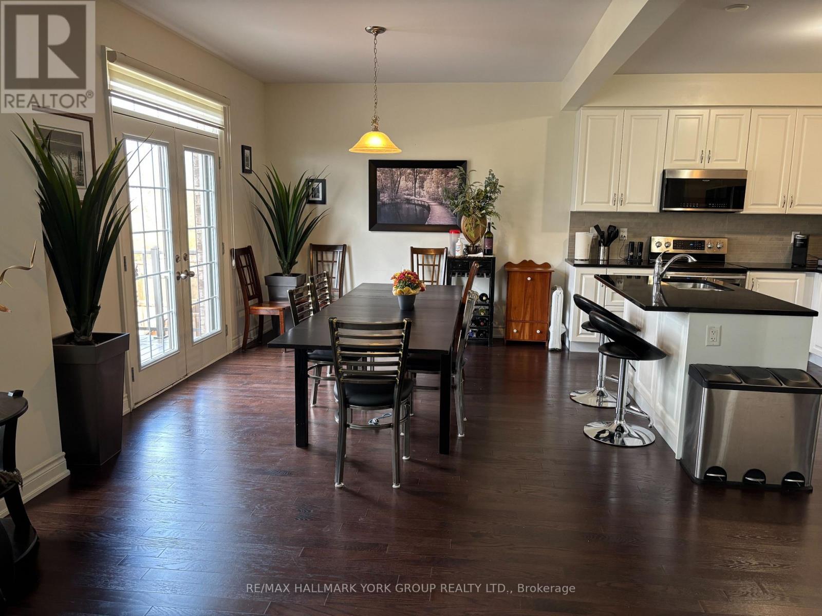 80 Briarfield Avenue, East Gwillimbury, Ontario  L9N 0P4 - Photo 3 - N12473999