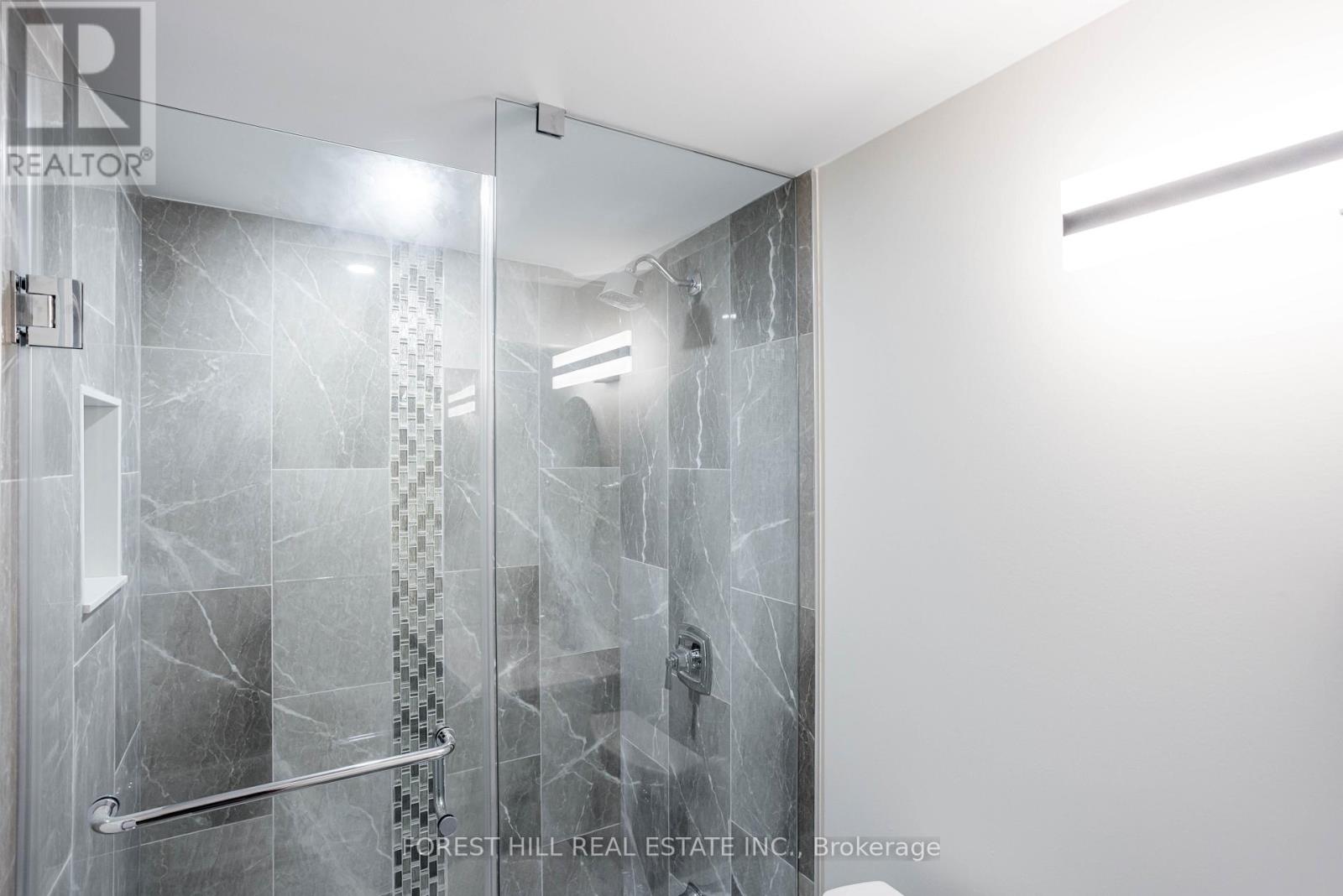 Lower A - 125 Brookmill Drive, Vaughan, Ontario  L4J 6L8 - Photo 17 - N12474066