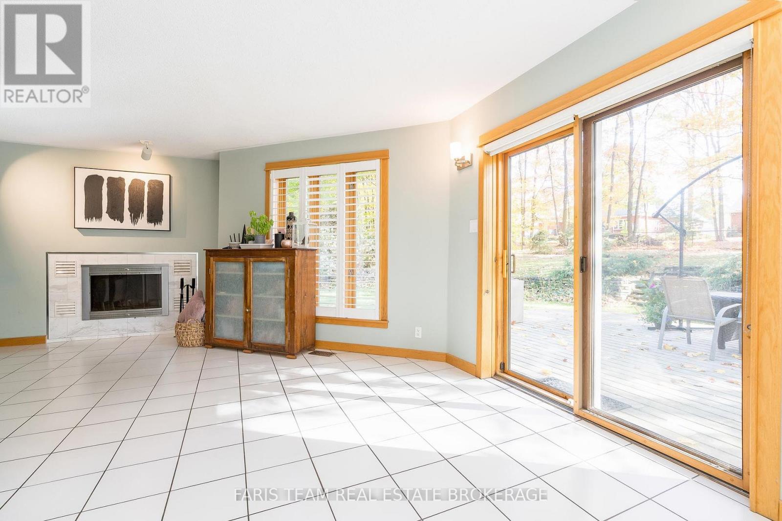 903 Victoria Street, Midland, Ontario  L4R 1B7 - Photo 13 - S12474021
