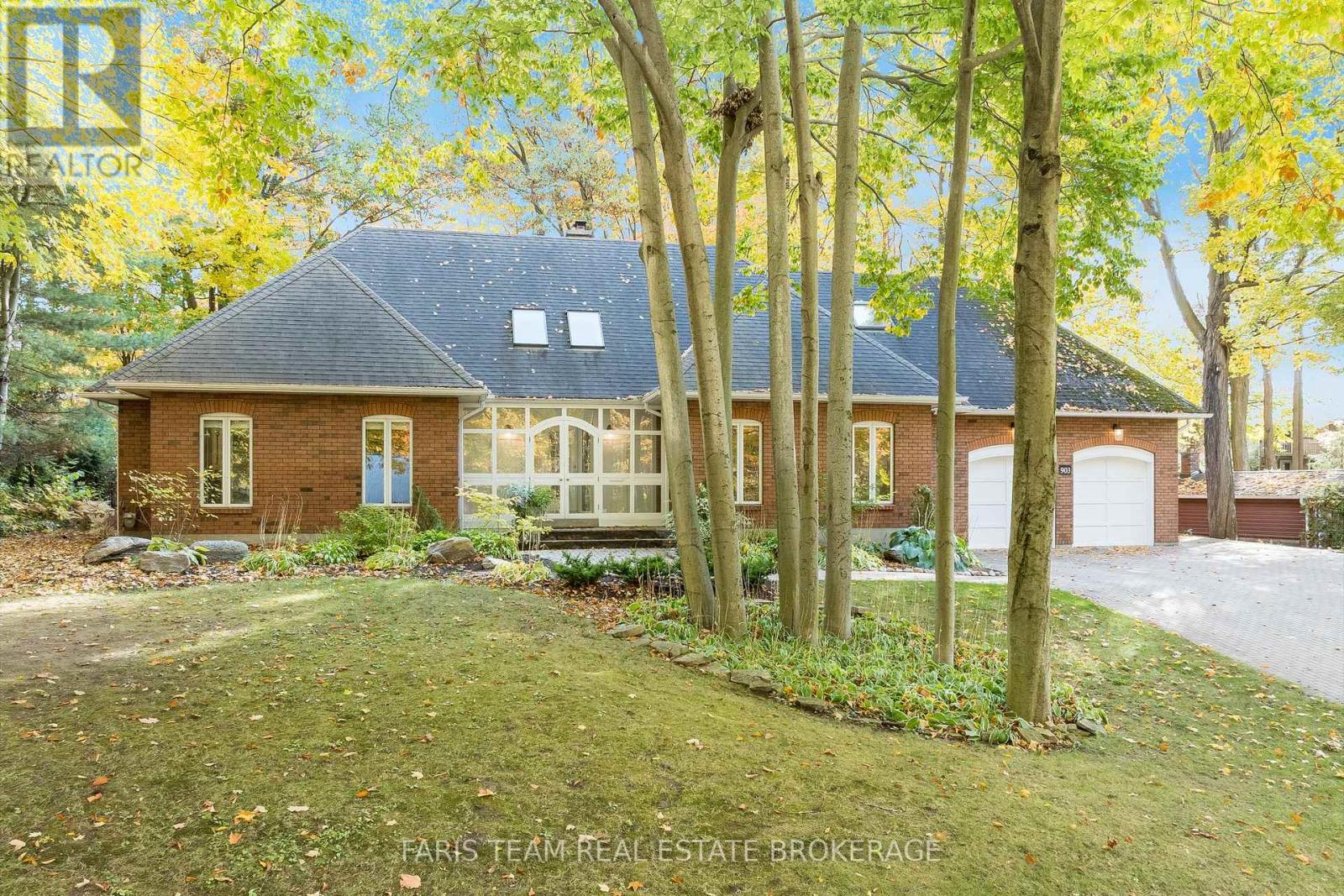 903 Victoria Street, Midland, Ontario  L4R 1B7 - Photo 4 - S12474021