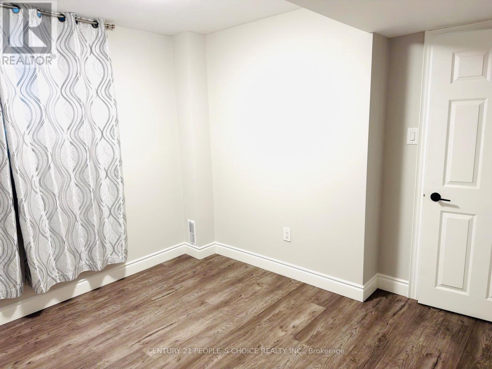 Bsmt - 103 Country Lane, Barrie, Ontario  L4N 0N3 - Photo 10 - S12474098