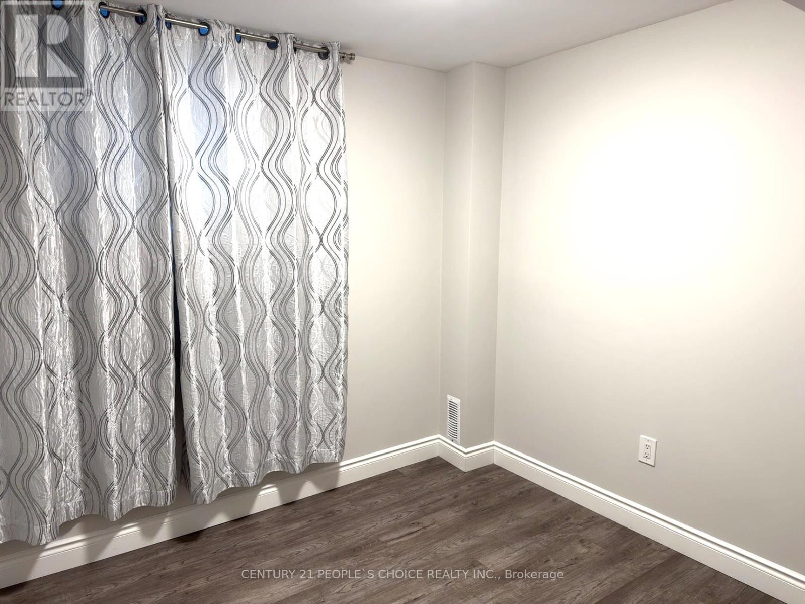 Bsmt - 103 Country Lane, Barrie, Ontario  L4N 0N3 - Photo 11 - S12474098