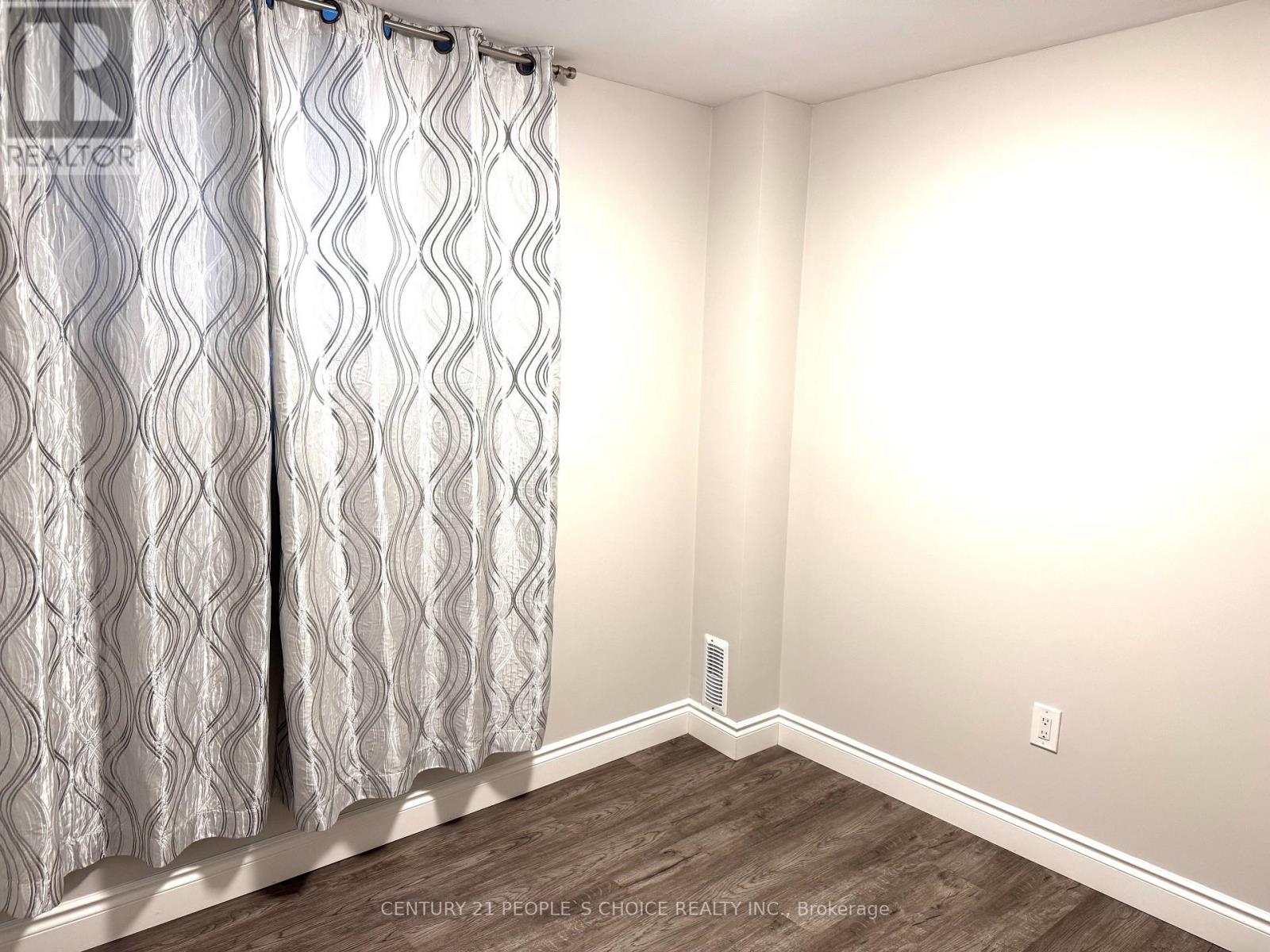 Bsmt - 103 Country Lane, Barrie, Ontario  L4N 0N3 - Photo 16 - S12474098