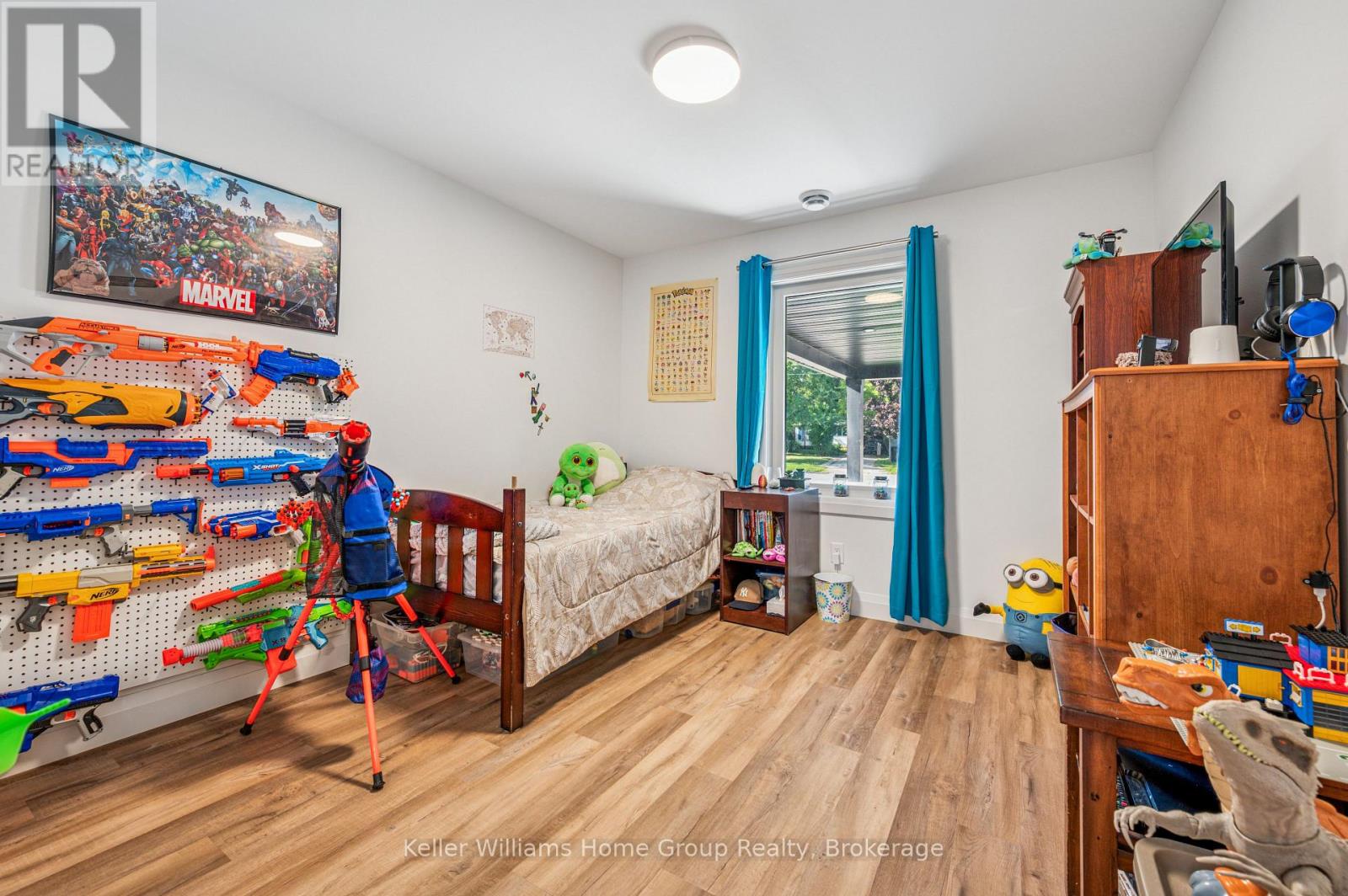 76 South Drive, Kitchener, Ontario  N2M 4B6 - Photo 13 - X12474120