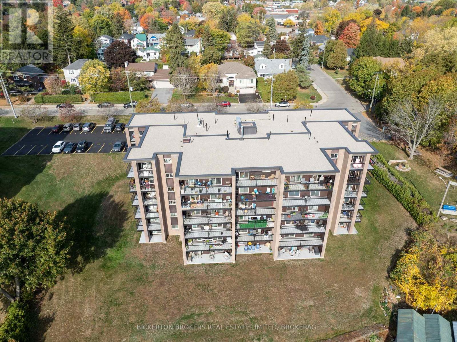 406 - 610 William Street S, Gananoque, Ontario  K7G 3A4 - Photo 3 - X12474119